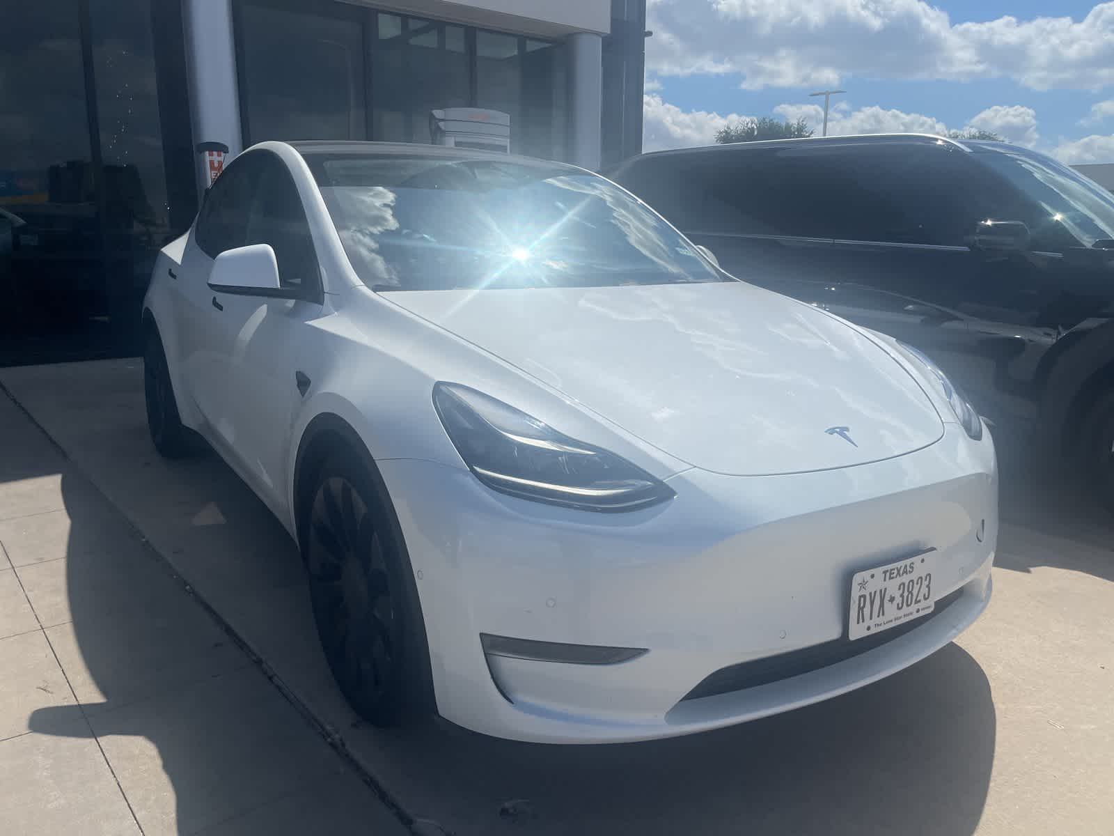 Thumbnail: 2022 Tesla Model Y - 3