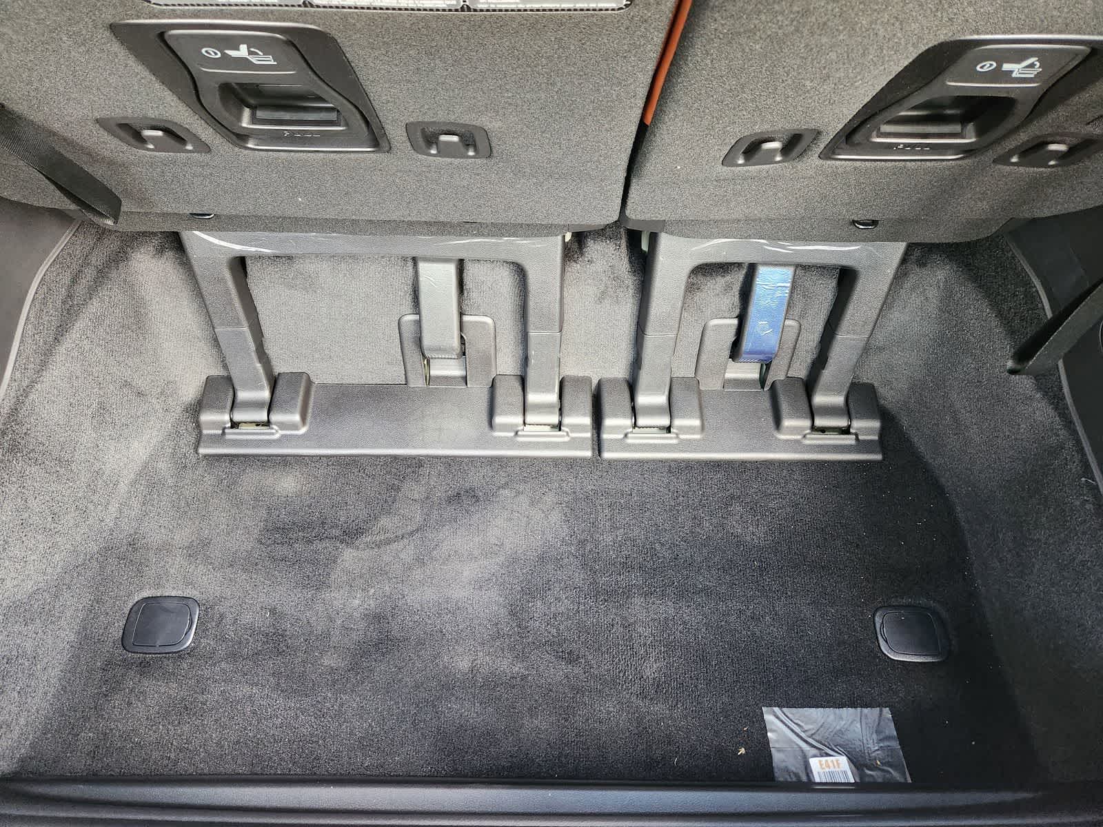 Thumbnail: 2026 Kia Carnival - 26