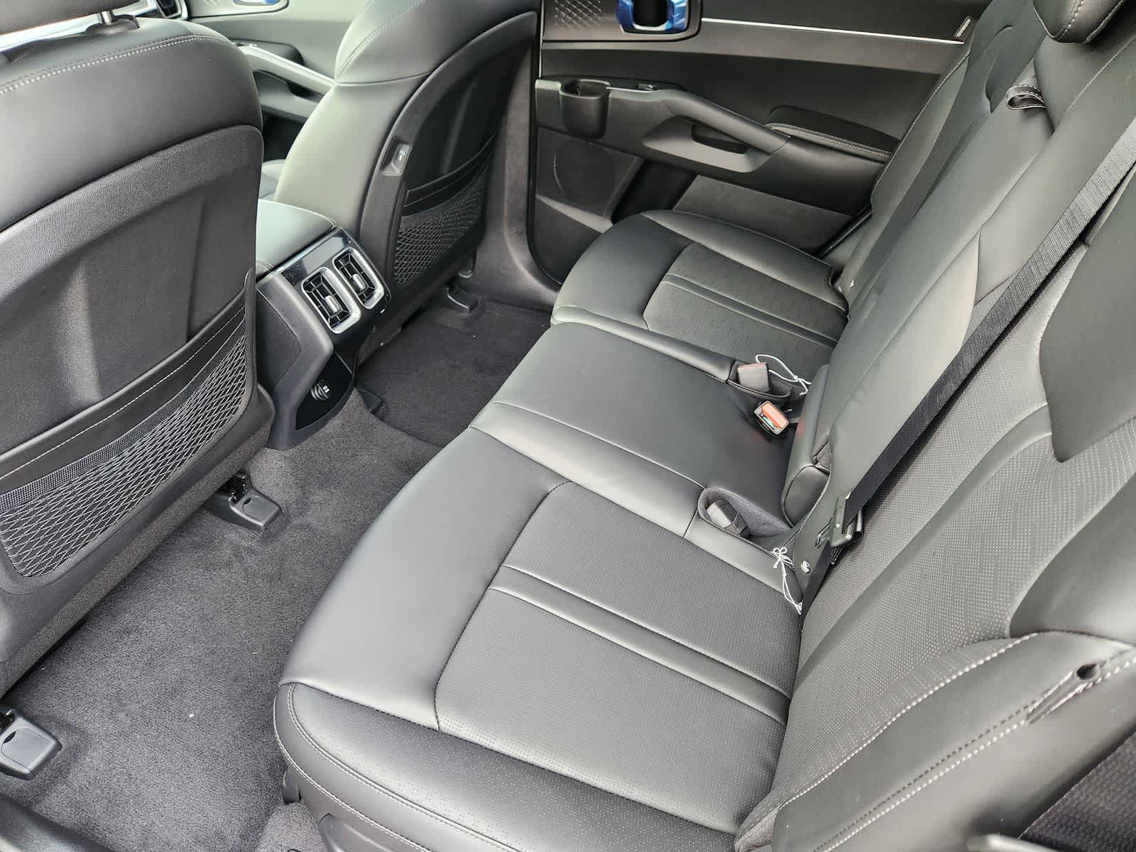 Thumbnail: 2026 Kia Sorento - 23