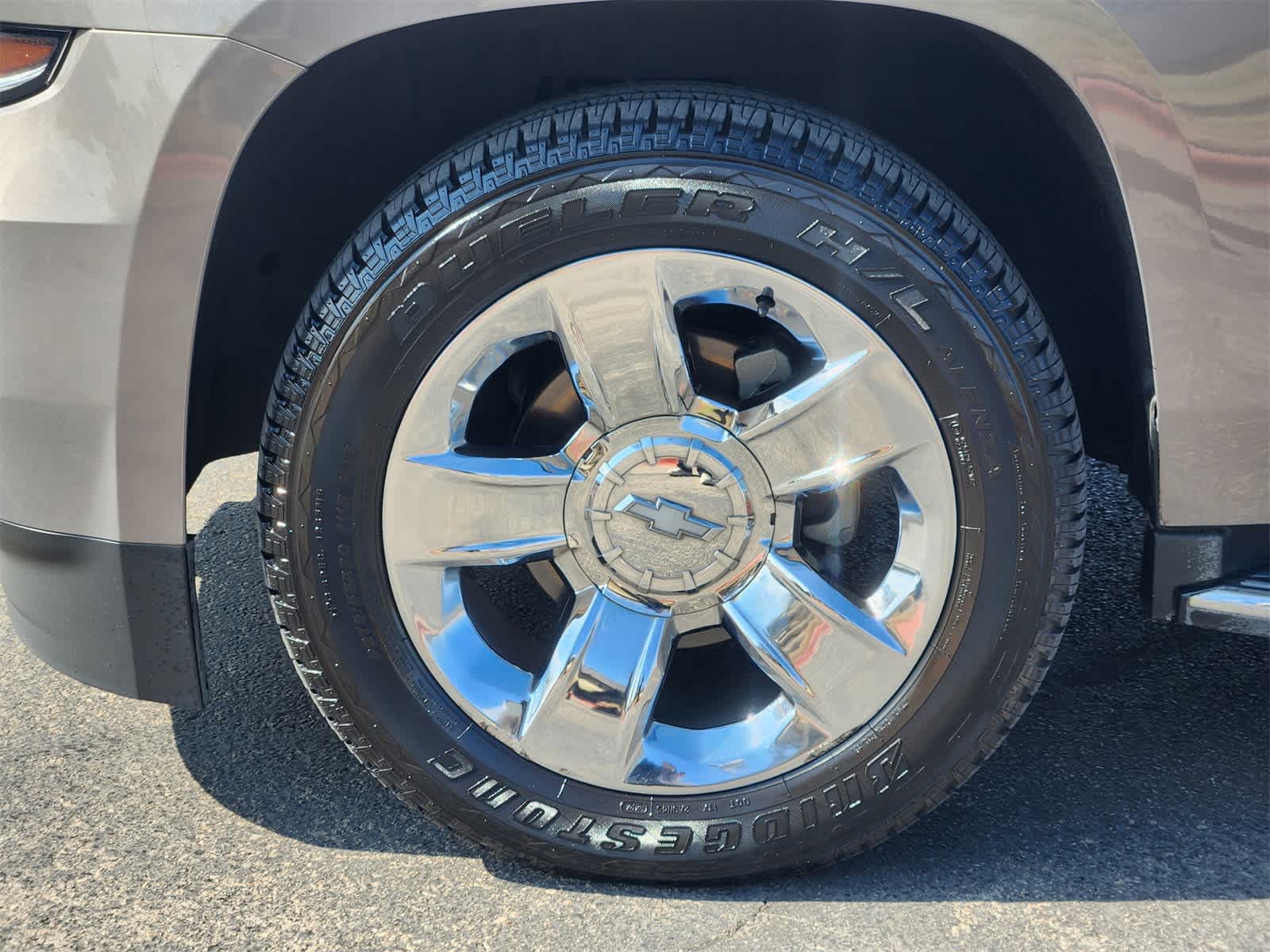 Thumbnail: 2018 Chevrolet Tahoe - 9