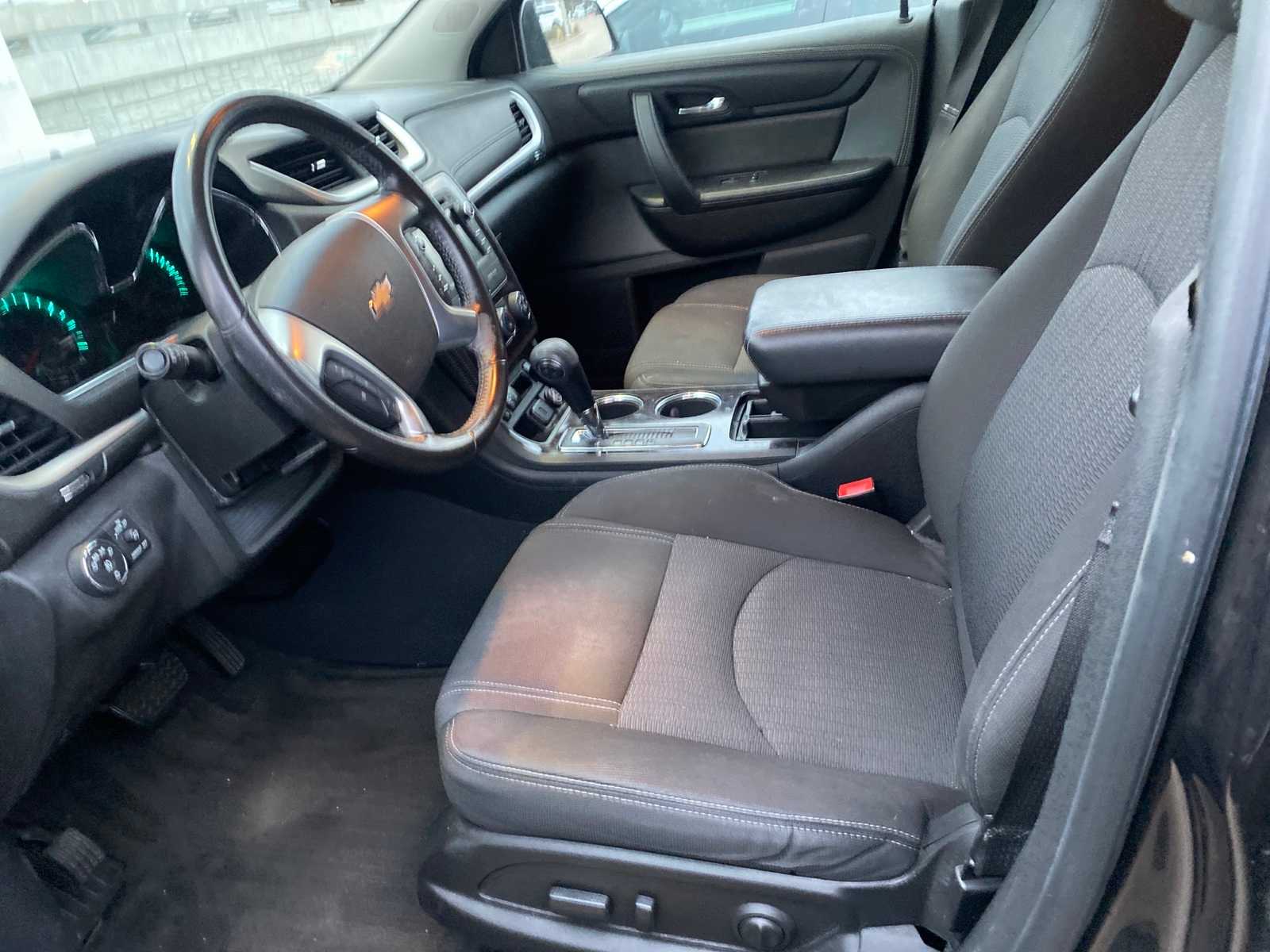 Thumbnail: 2017 Chevrolet Traverse - 7