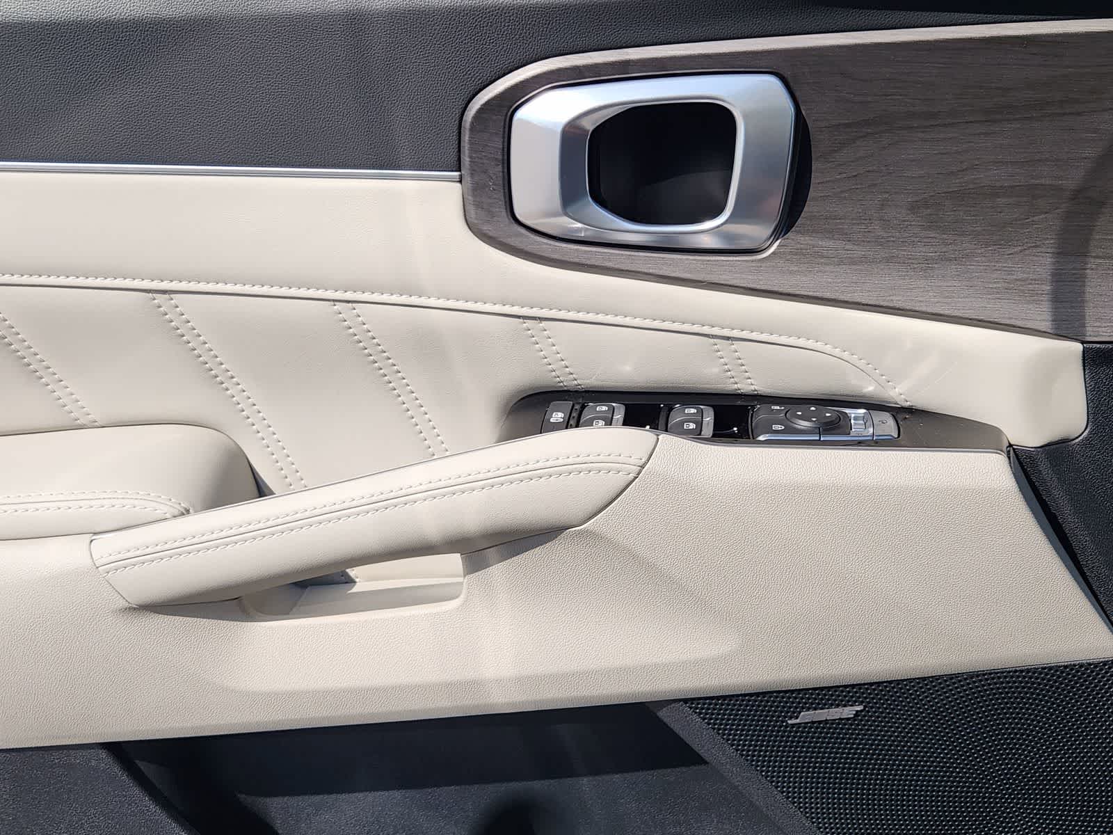 Thumbnail: 2026 Kia Sorento - 20