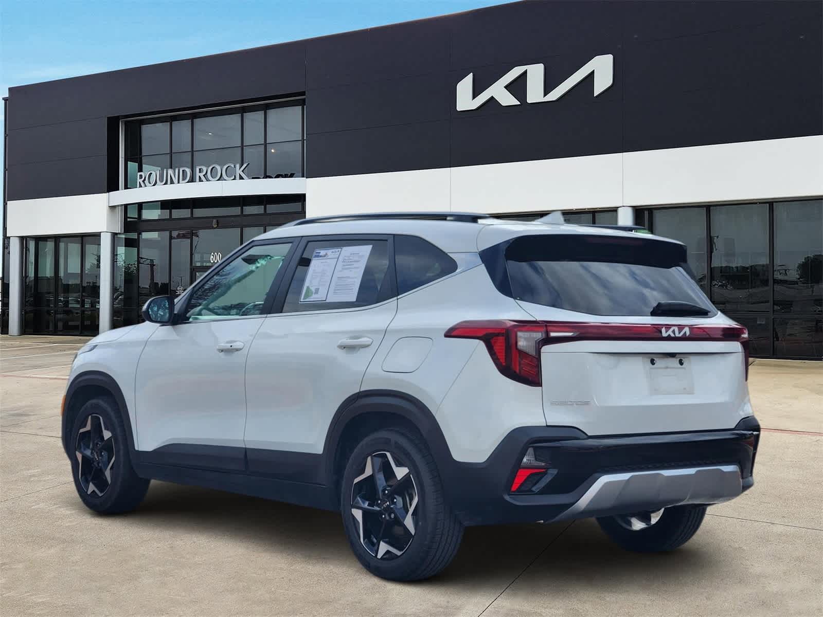 Thumbnail: 2024 Kia Seltos - 5