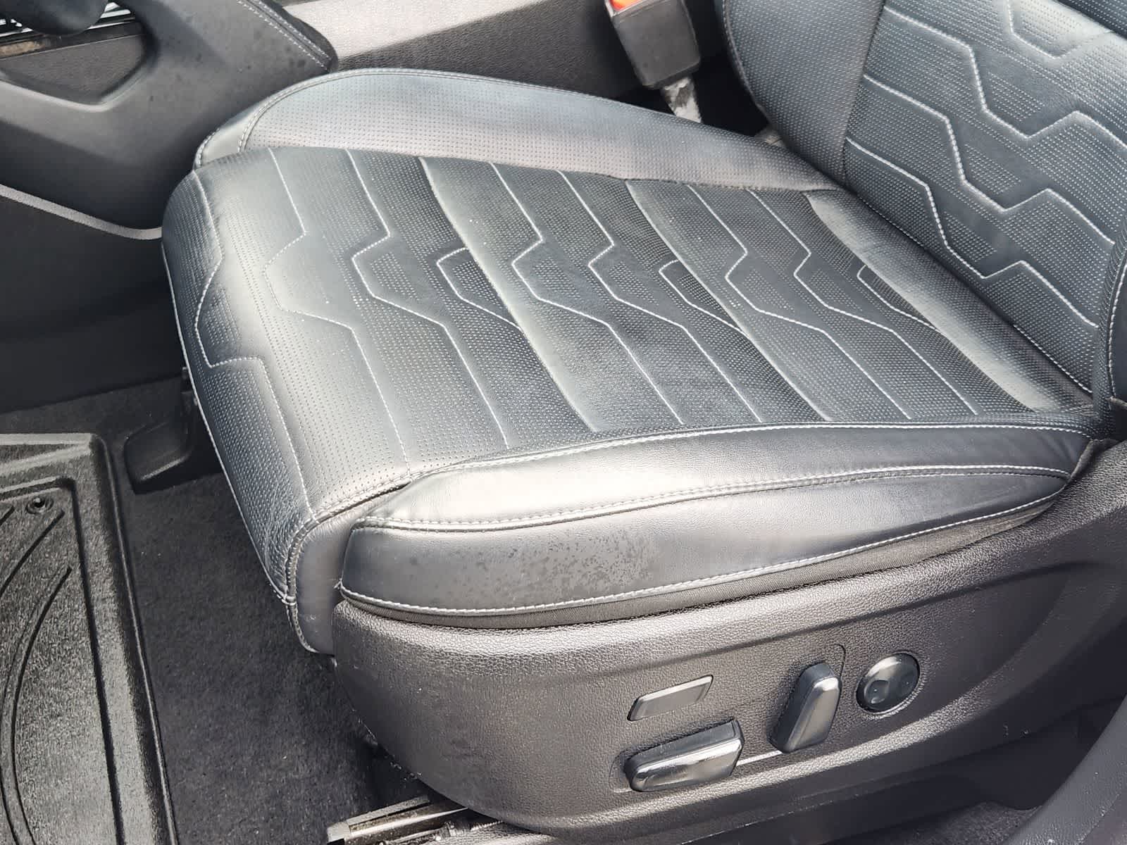 Thumbnail: 2021 Kia Telluride - 25