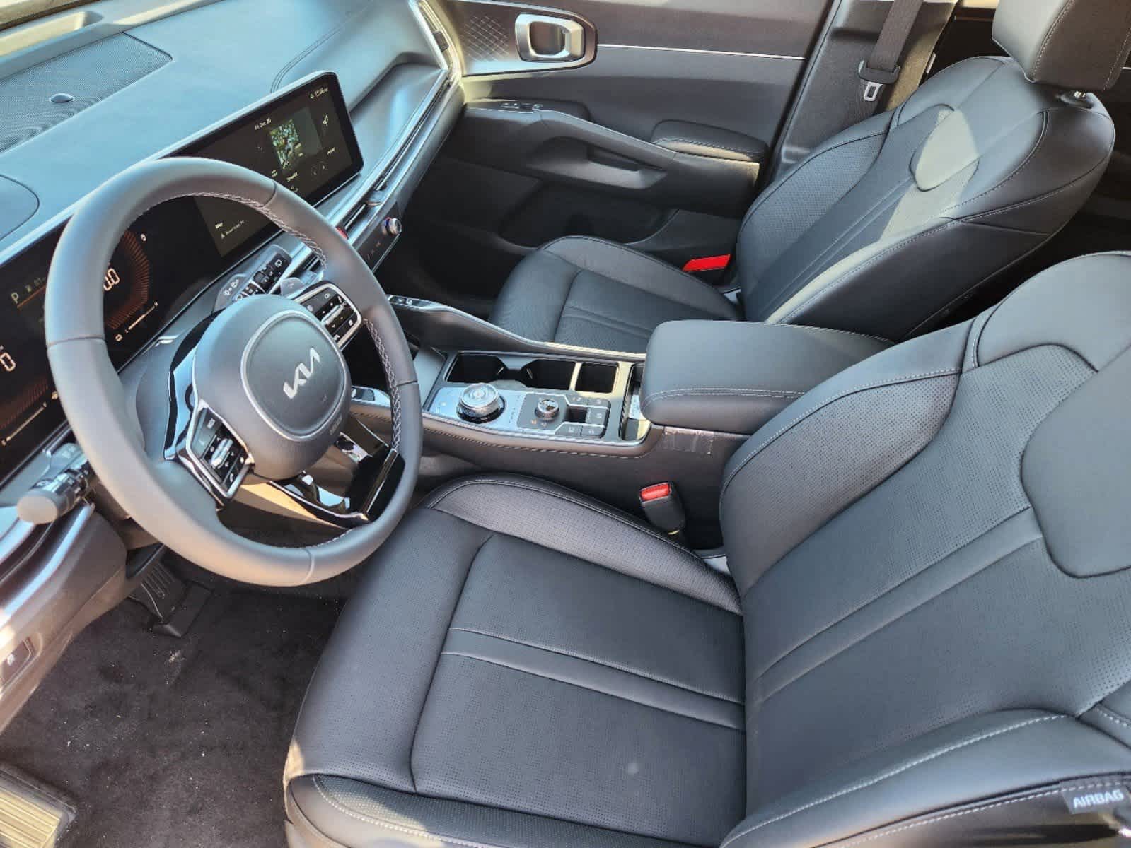 Thumbnail: 2025 Kia Sorento - 9