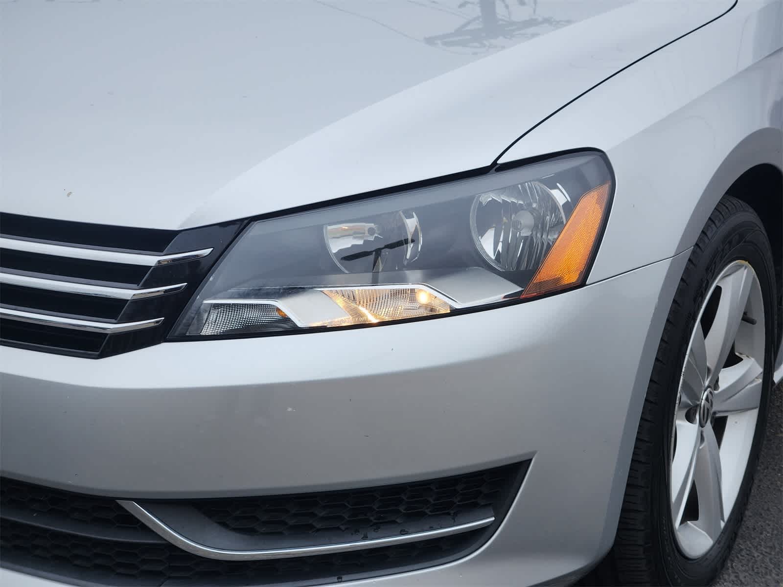 Thumbnail: 2012 Volkswagen Passat - 7