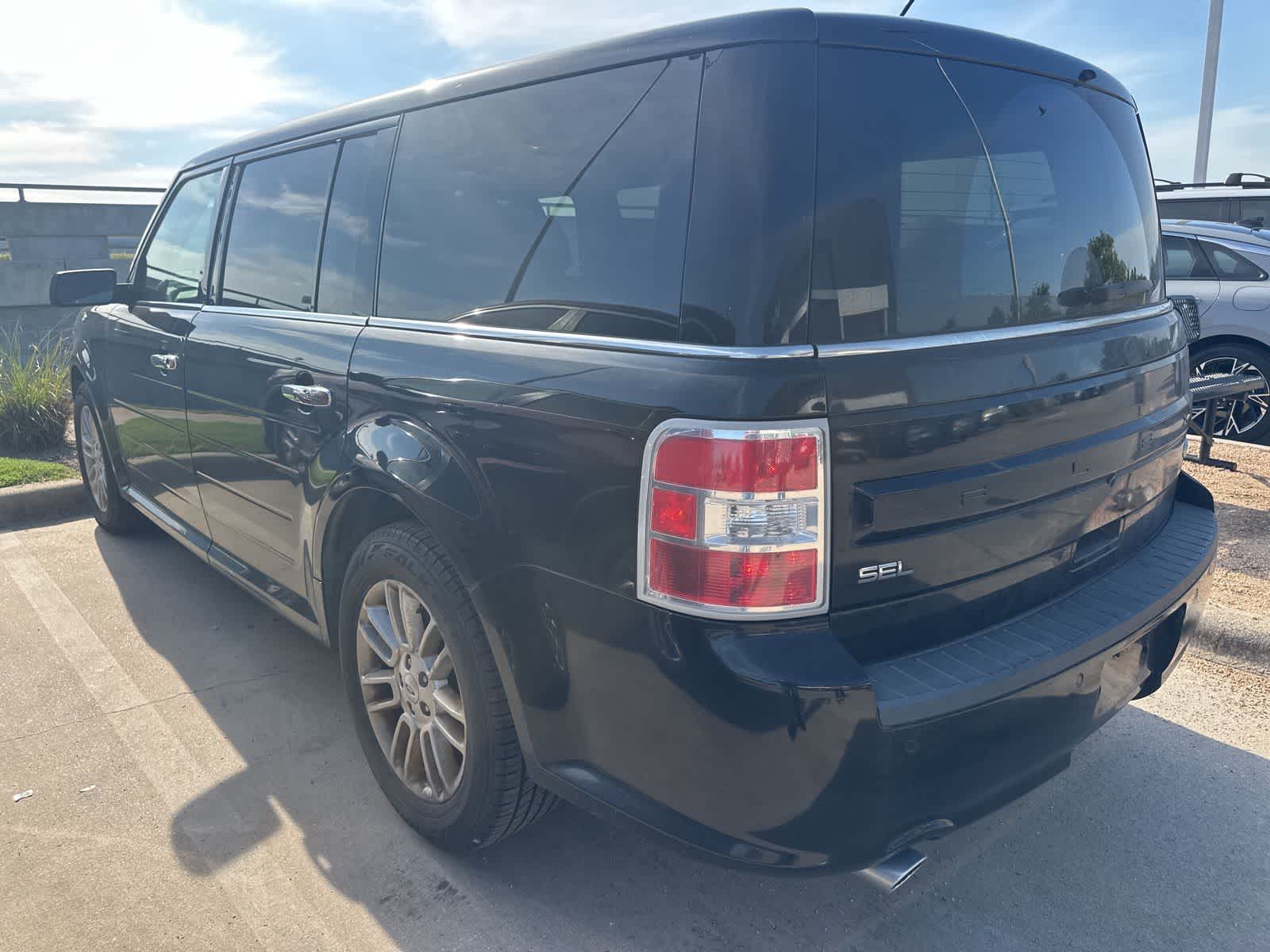 Thumbnail: 2018 Ford Flex - 20