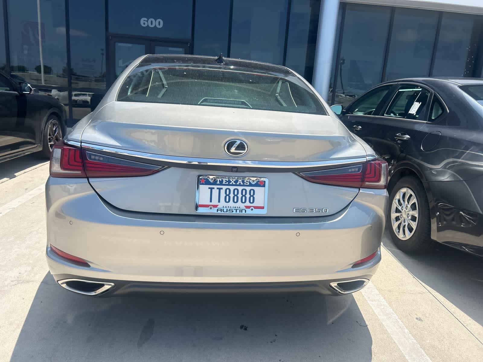 Thumbnail: 2020 Lexus ES - 5