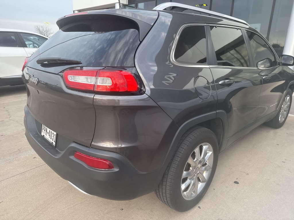 Used 2016 Jeep Cherokee Limited 4x4 SUV