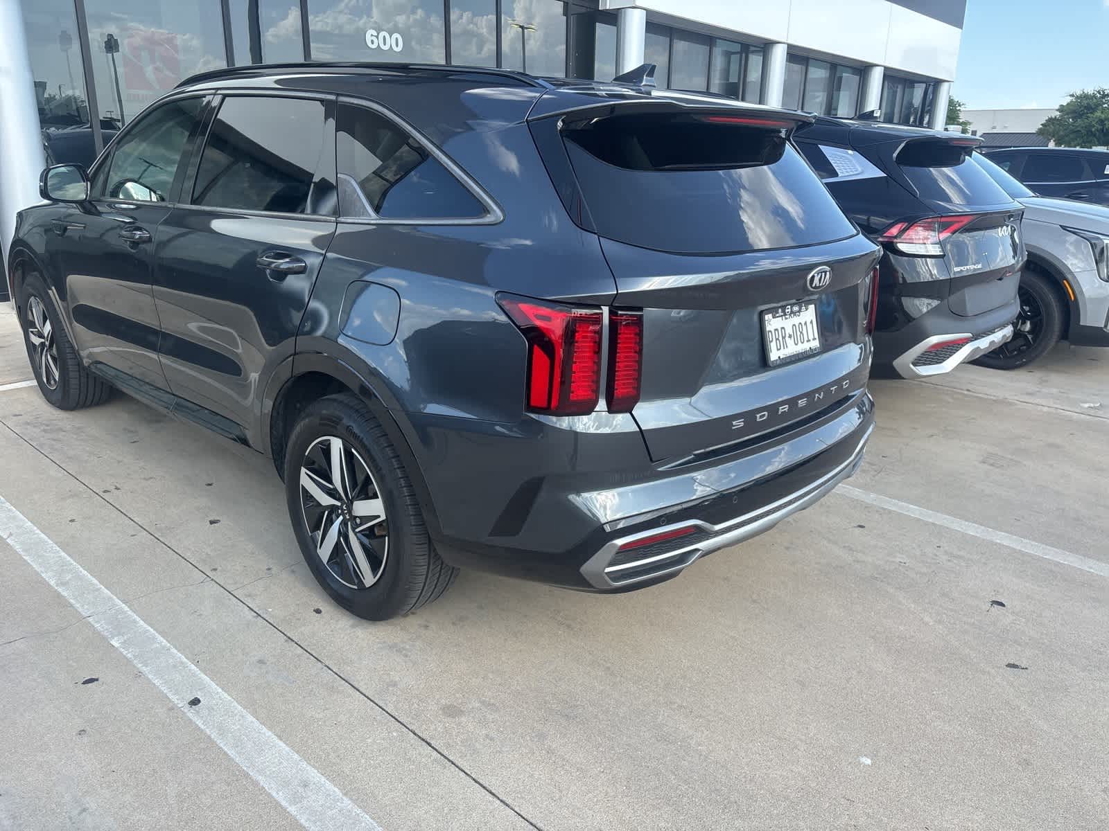 Thumbnail: 2021 Kia Sorento - 5
