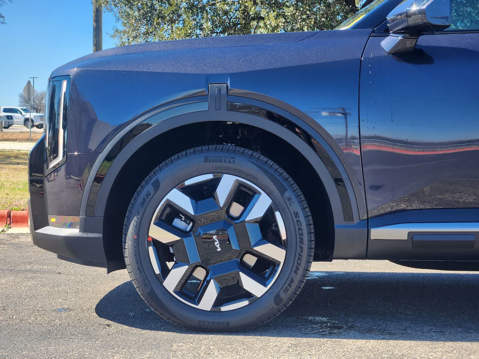 Thumbnail: 2027 Kia Telluride - 8