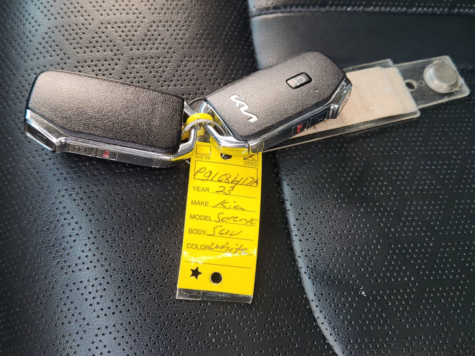 Thumbnail: 2023 Kia Sorento - 35