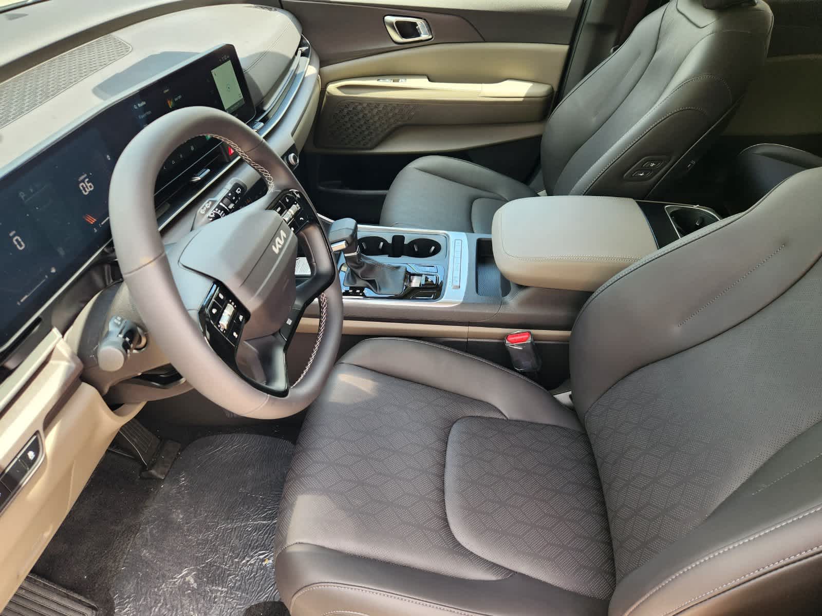 2027 Kia Carnival EX - Photo 10