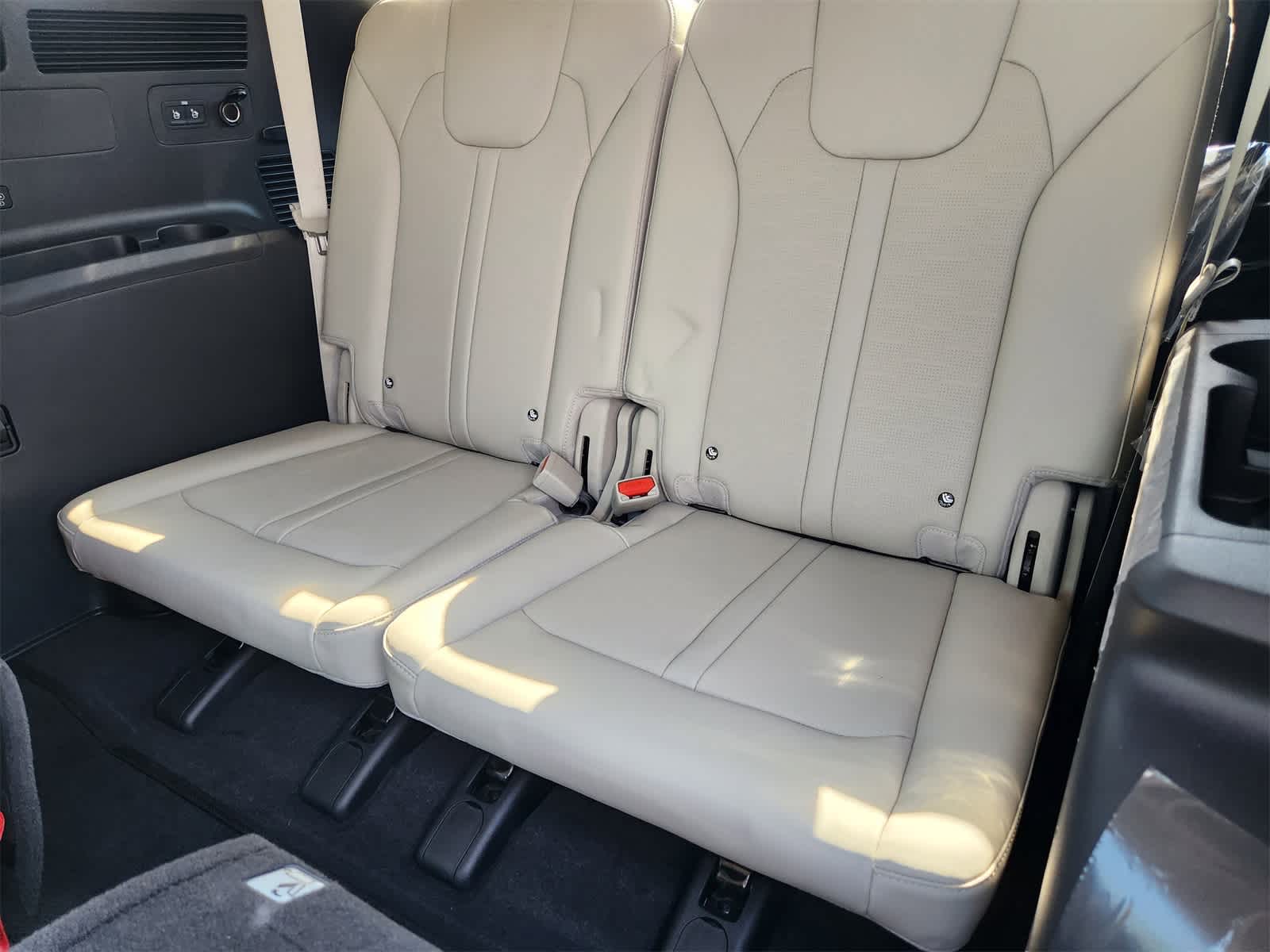 Thumbnail: 2026 Kia Sorento - 28