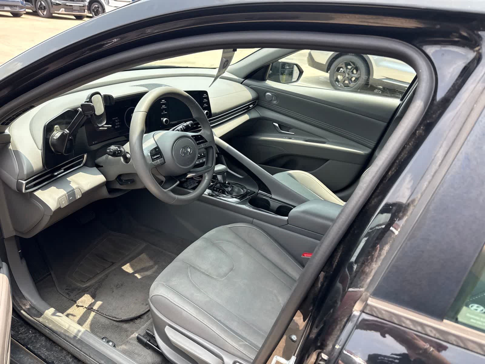 Thumbnail: 2021 Hyundai Elantra - 5