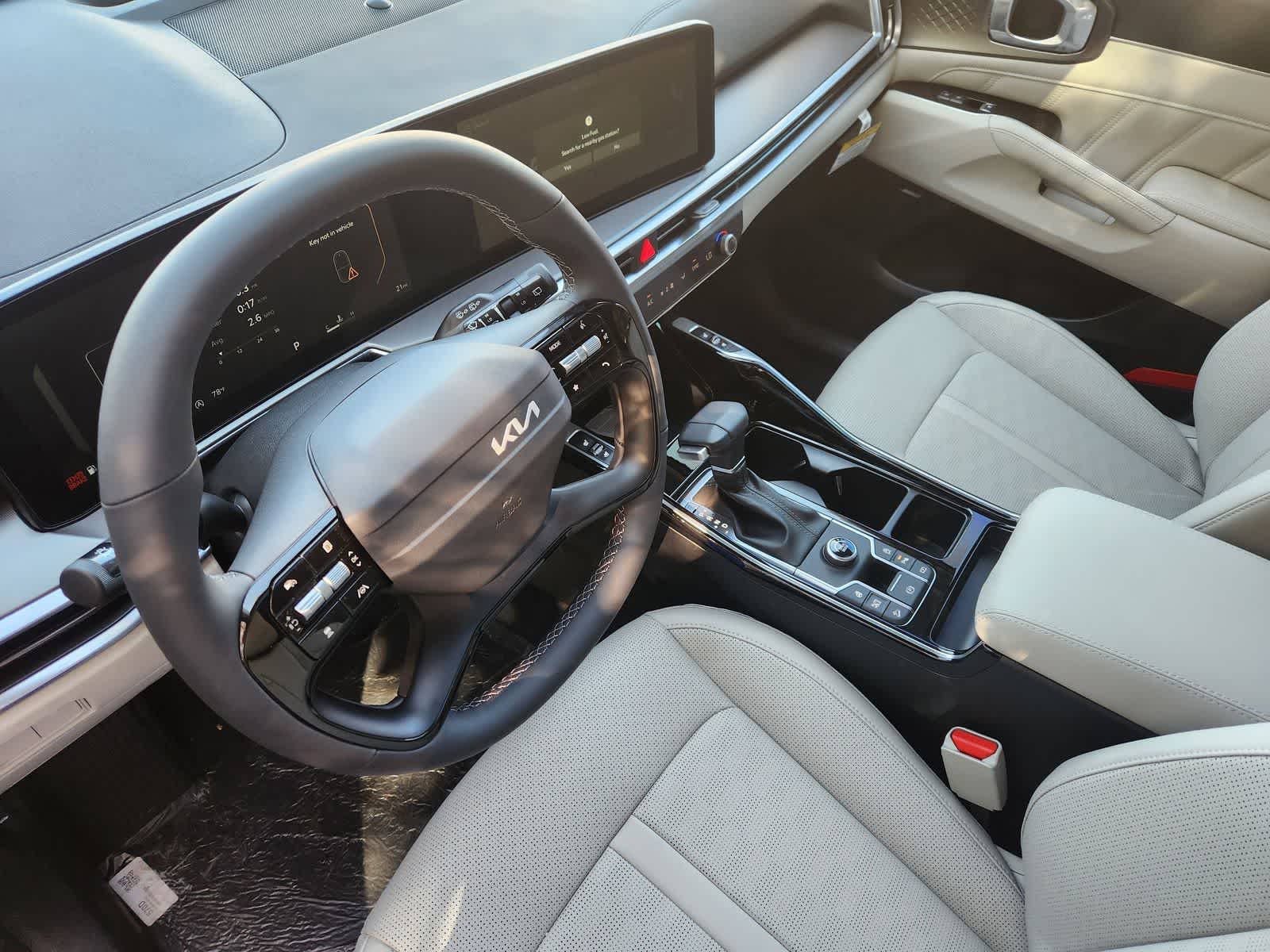 Thumbnail: 2026 Kia Sorento - 2