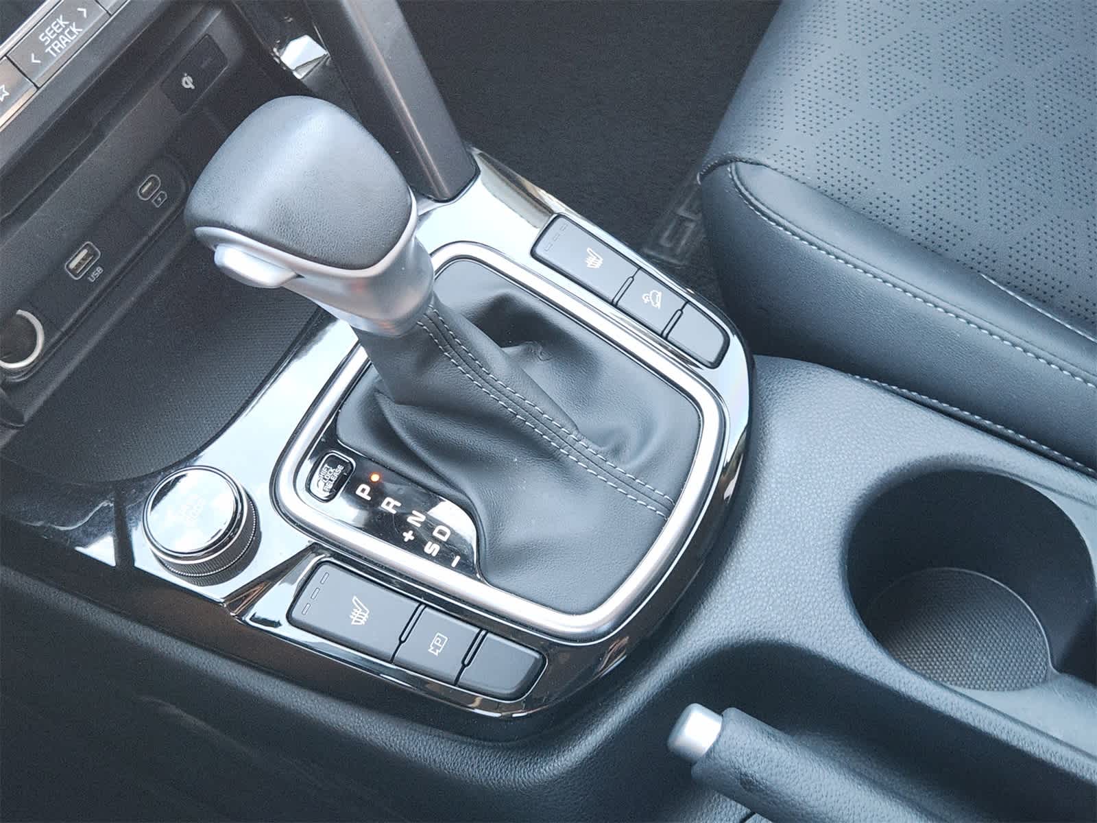 Thumbnail: 2024 Kia Seltos - 18