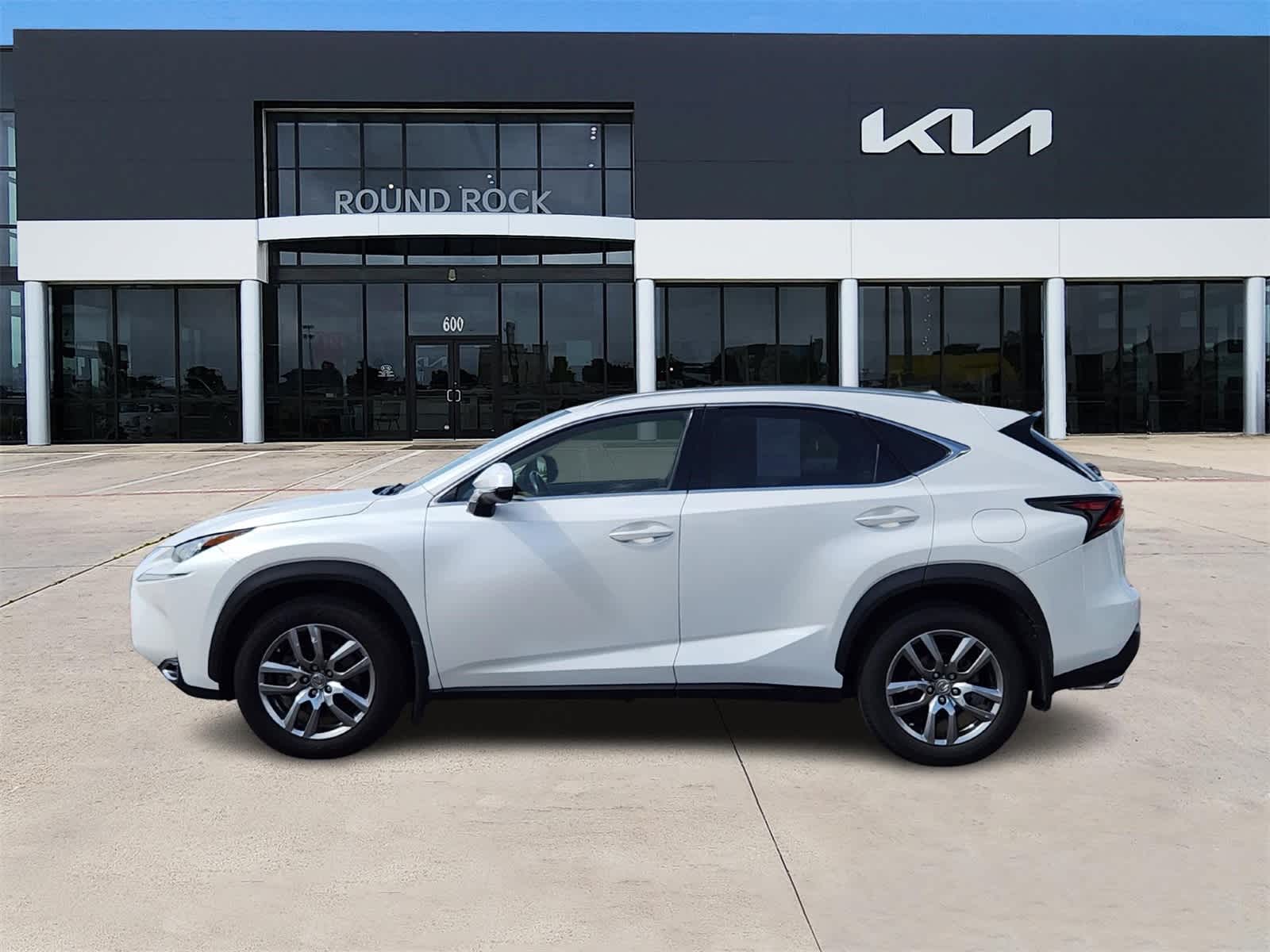 Thumbnail: 2015 Lexus NX - 4