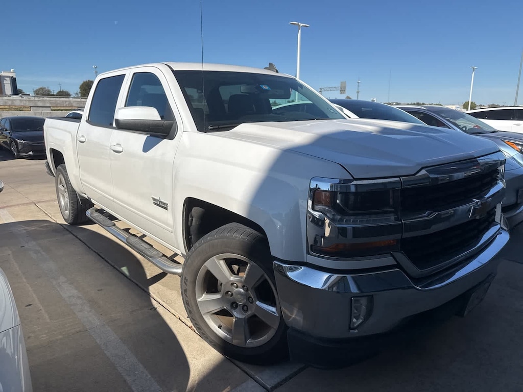 Used 2016 Chevrolet Silverado 1500 LT w/1LT Truck Crew Cab