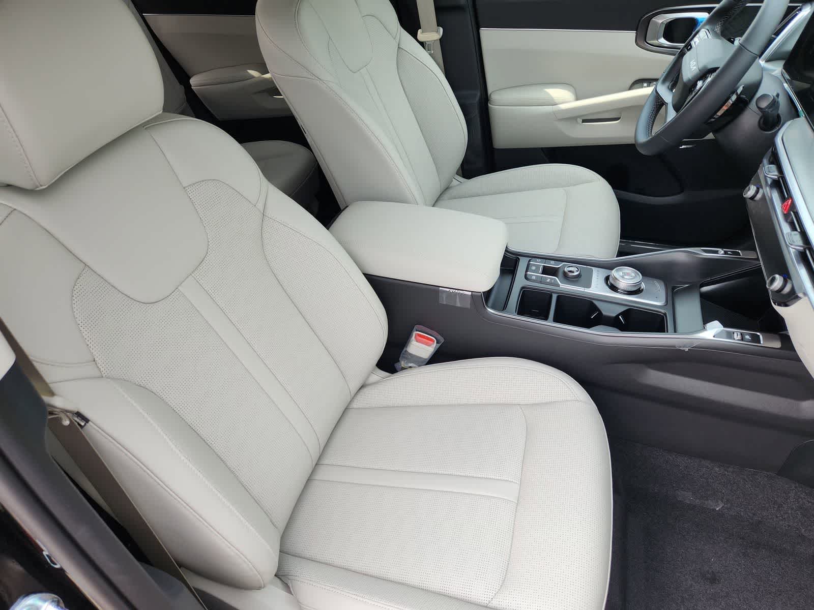 Thumbnail: 2026 Kia Sorento - 11