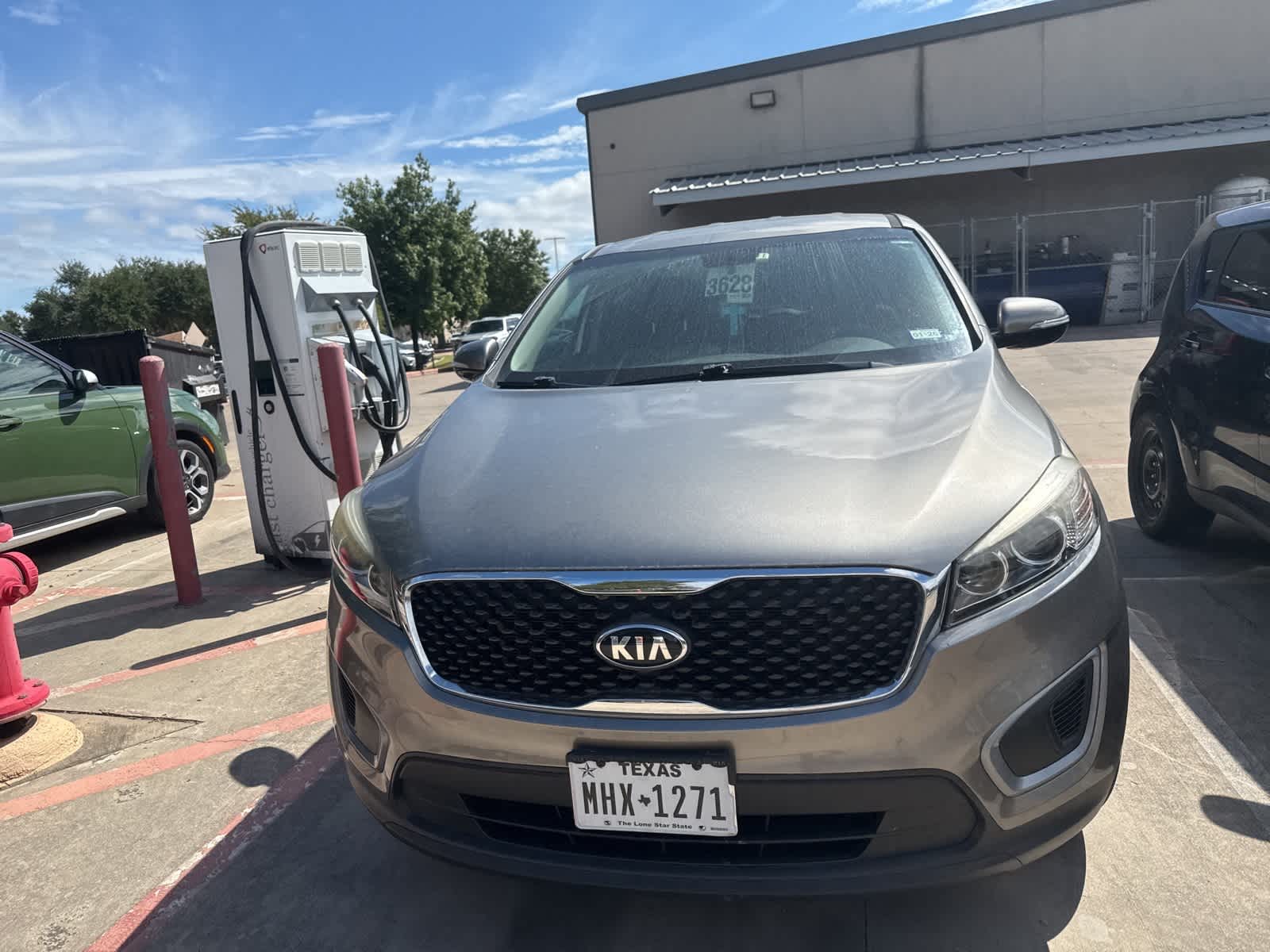 Thumbnail: 2016 Kia Sorento - 2