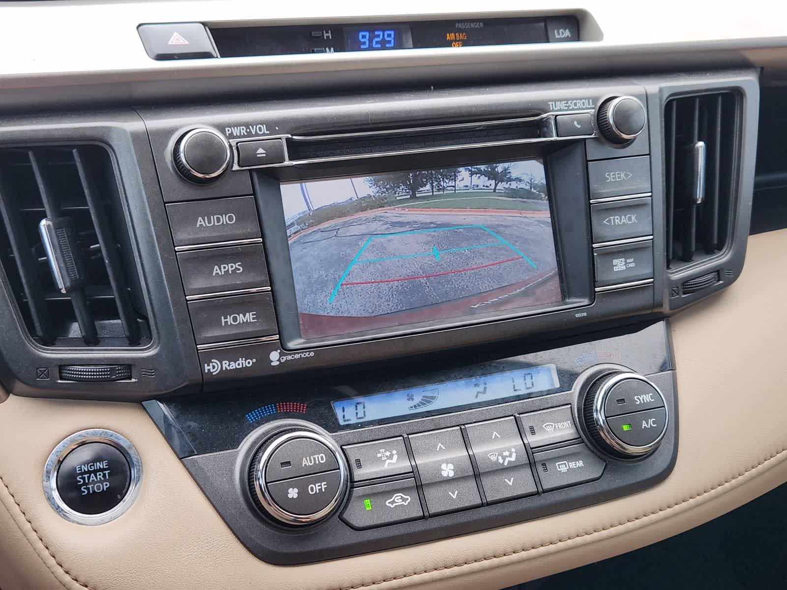 Thumbnail: 2015 Toyota RAV4 - 18