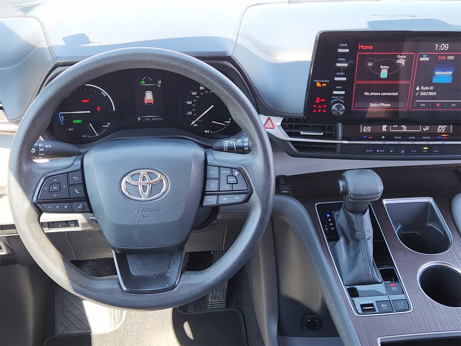 Thumbnail: 2022 Toyota Sienna - 26