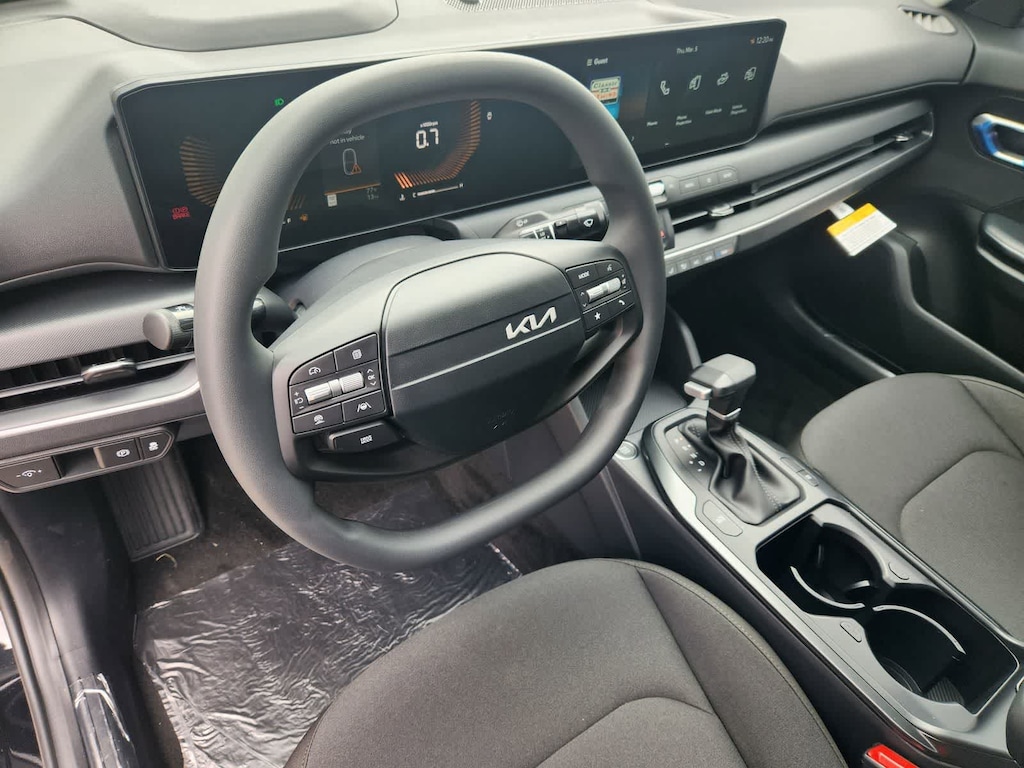 New 2026 Kia K4 LXS Sedan