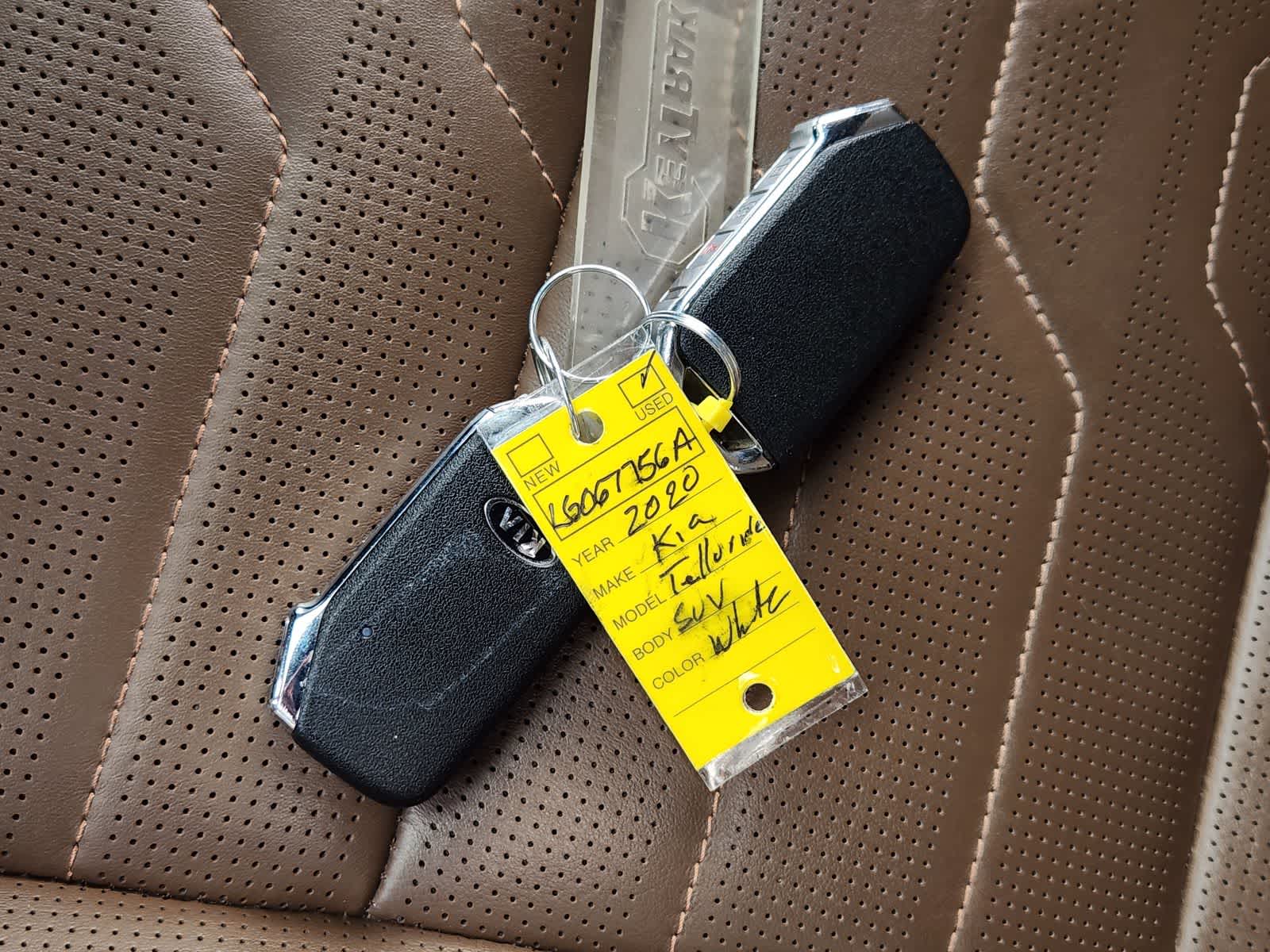 Thumbnail: 2020 Kia Telluride - 36