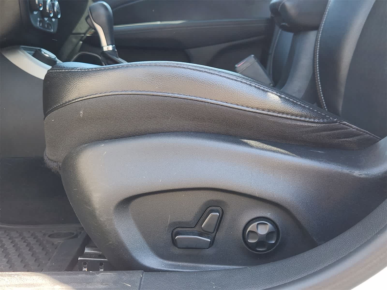 Thumbnail: 2018 Jeep Compass - 18