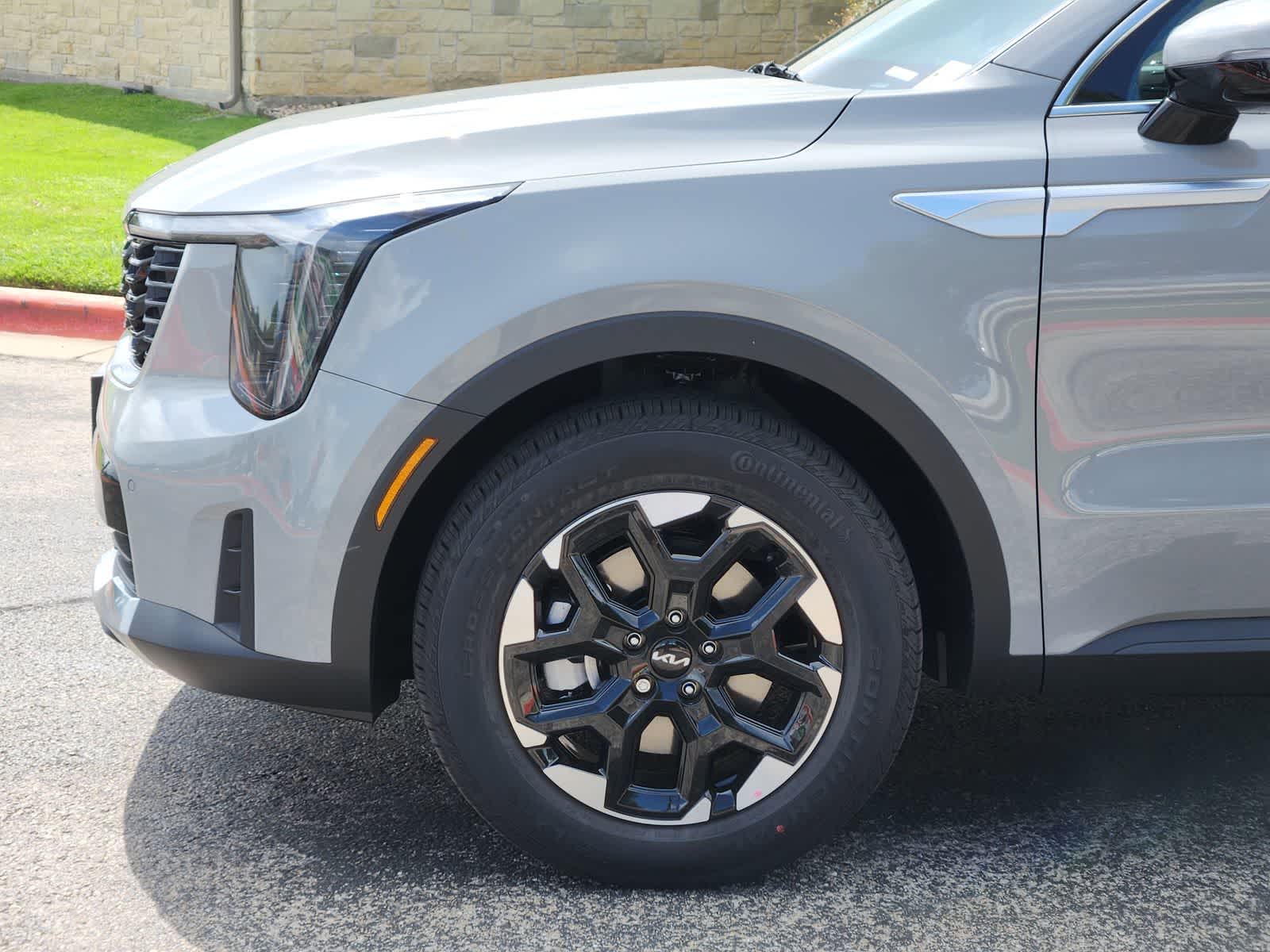 Thumbnail: 2026 Kia Sorento - 8