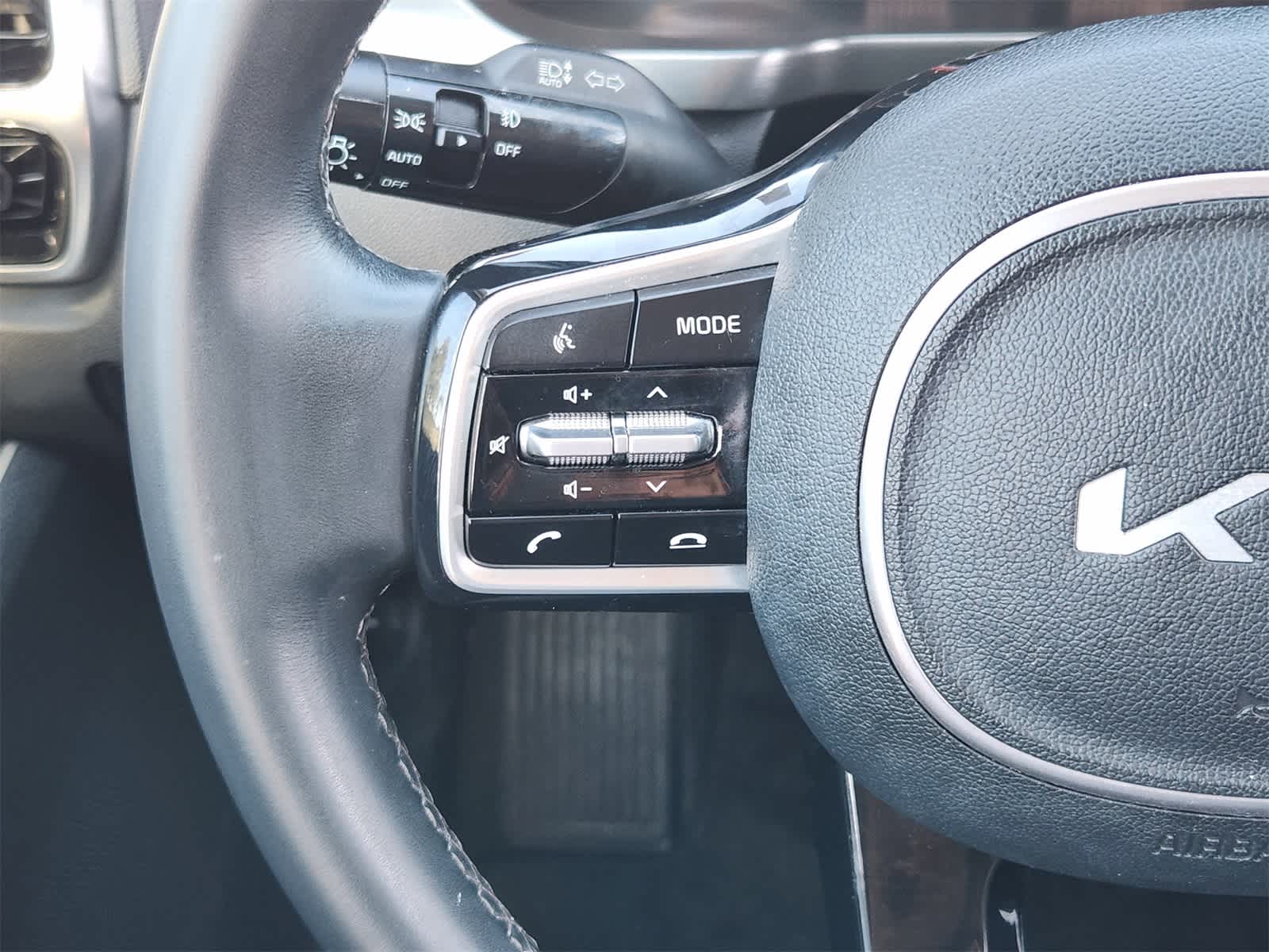 Thumbnail: 2022 Kia Sorento - 27