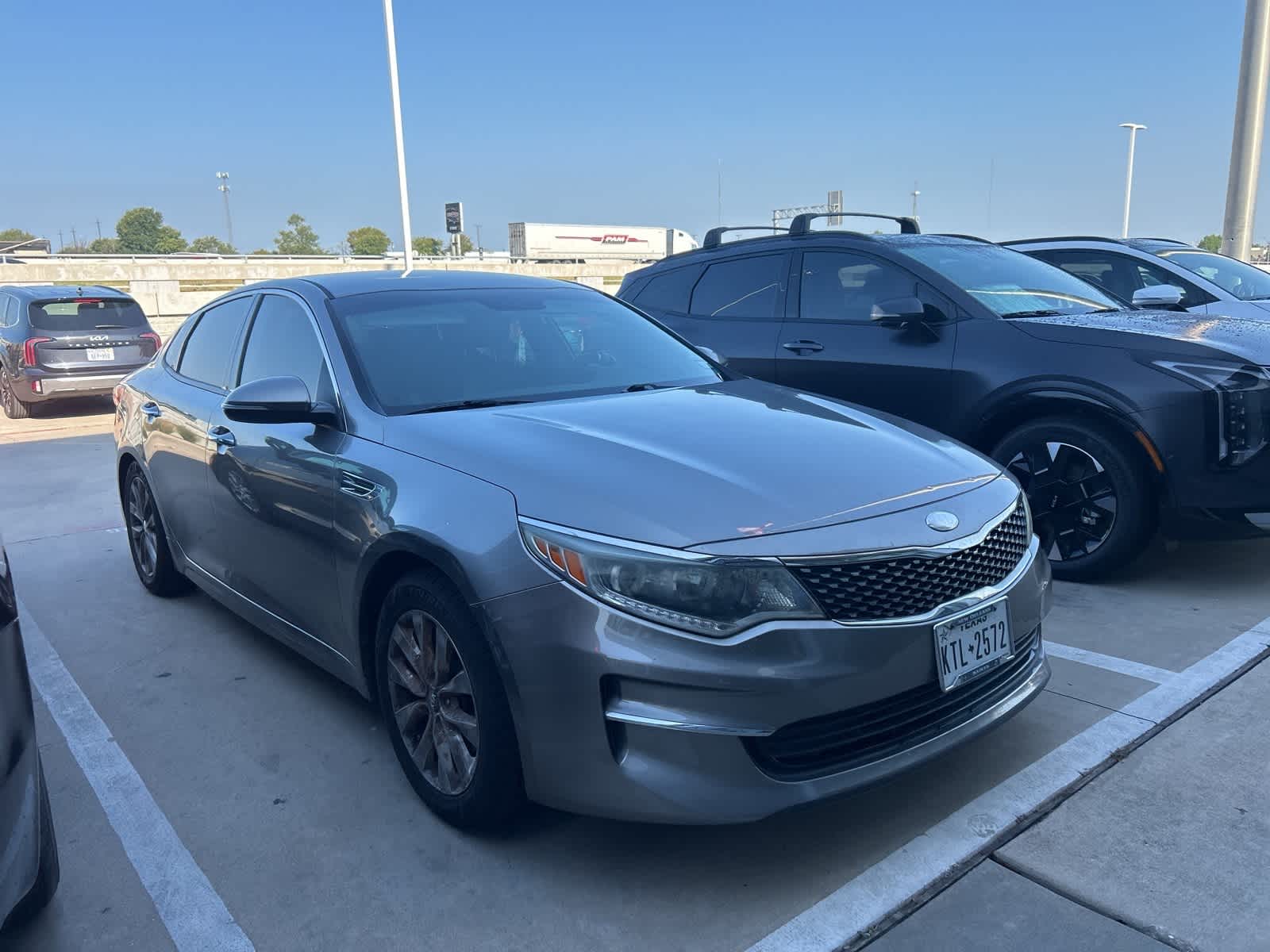 Thumbnail: 2018 Kia Optima - 3