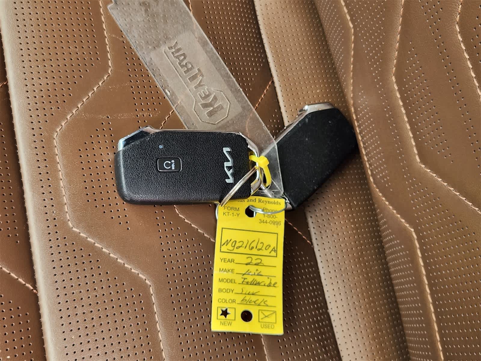 Thumbnail: 2022 Kia Telluride - 35