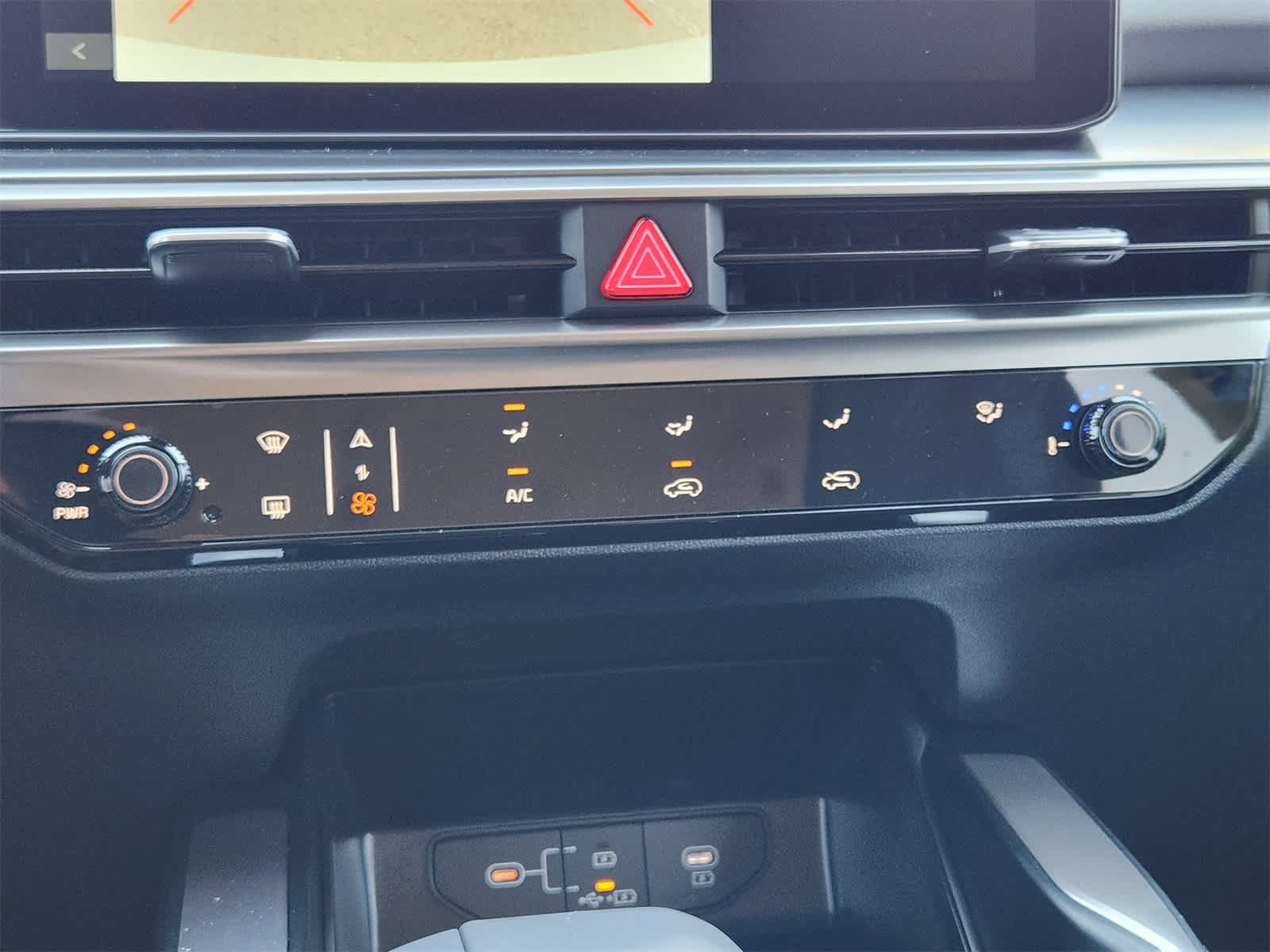 Thumbnail: 2026 Kia Sorento - 17