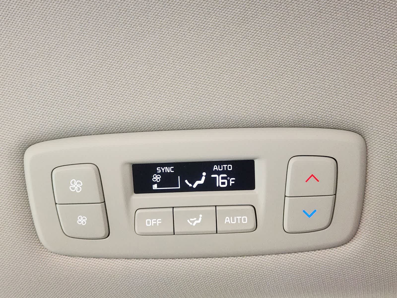 Thumbnail: 2026 Kia Carnival - 24