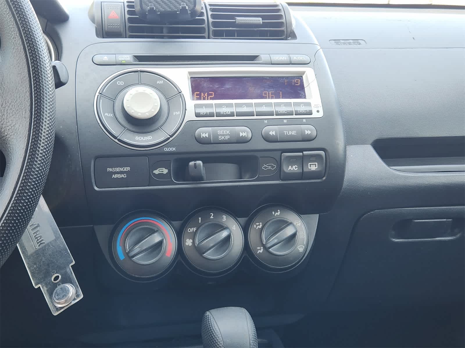 Thumbnail: 2008 Honda Fit - 17