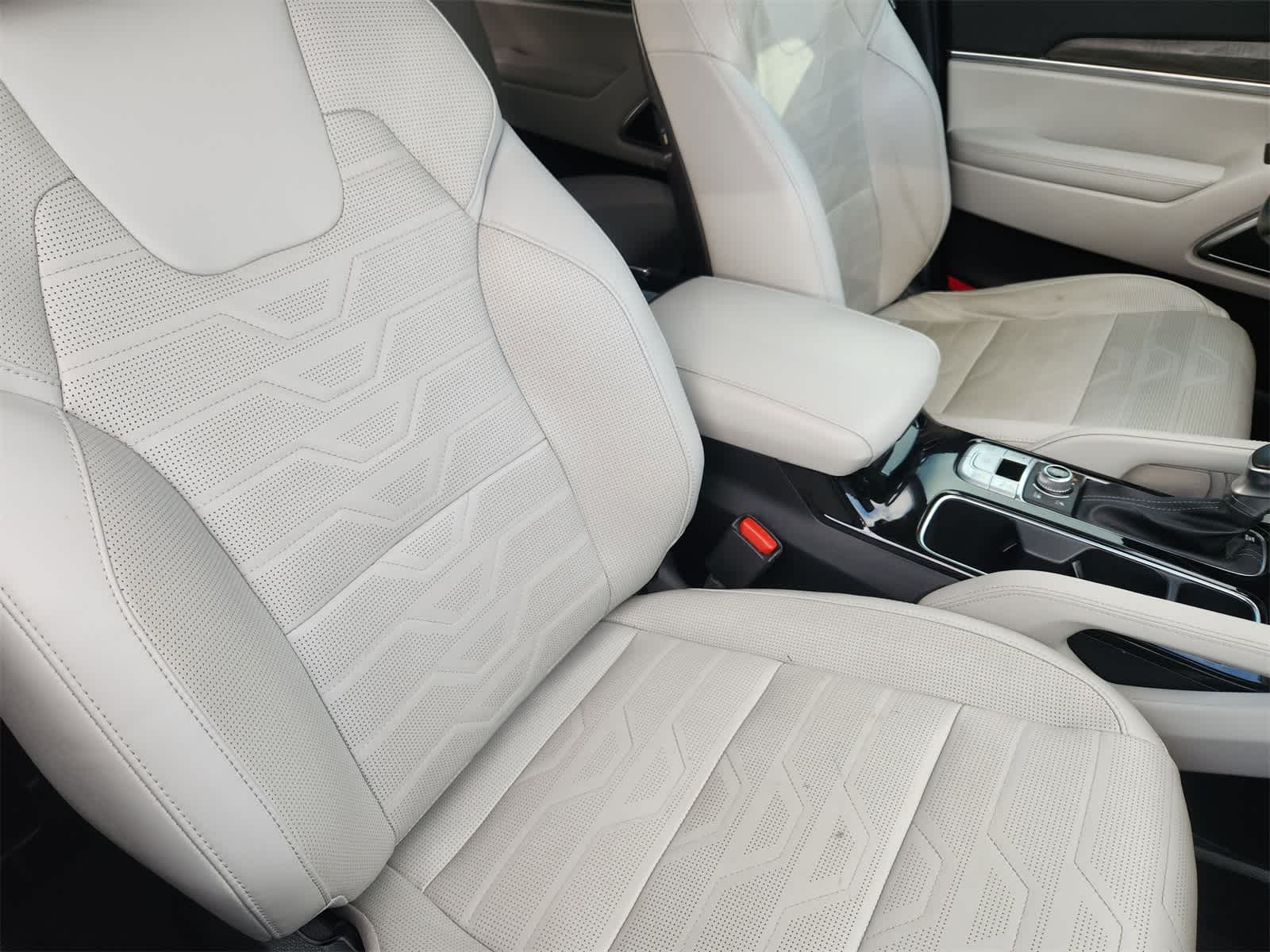 Thumbnail: 2022 Kia Telluride - 13