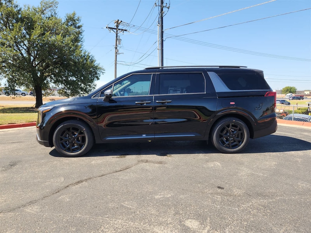 New 2026 Kia Carnival Hybrid SX Van Passenger Van