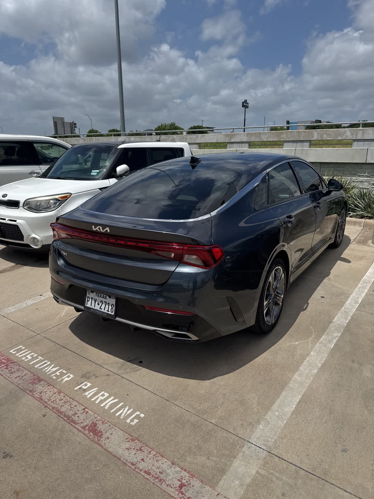 2022 Kia K5 EX 3