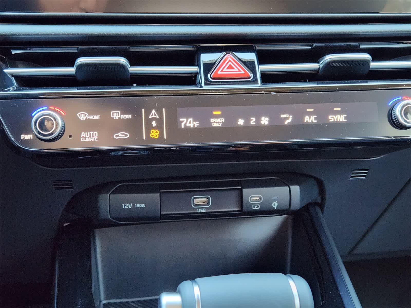 Thumbnail: 2026 Kia Niro - 17