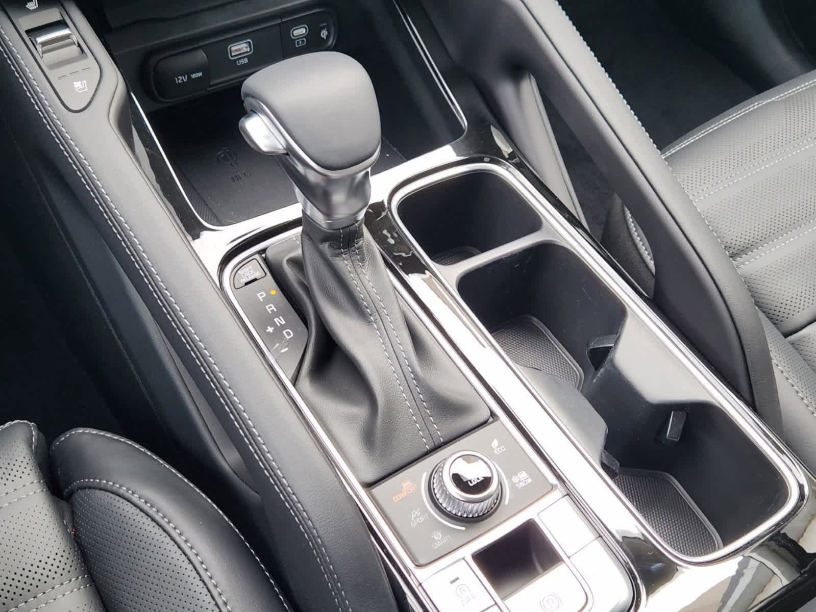 Thumbnail: 2025 Kia Telluride - 17