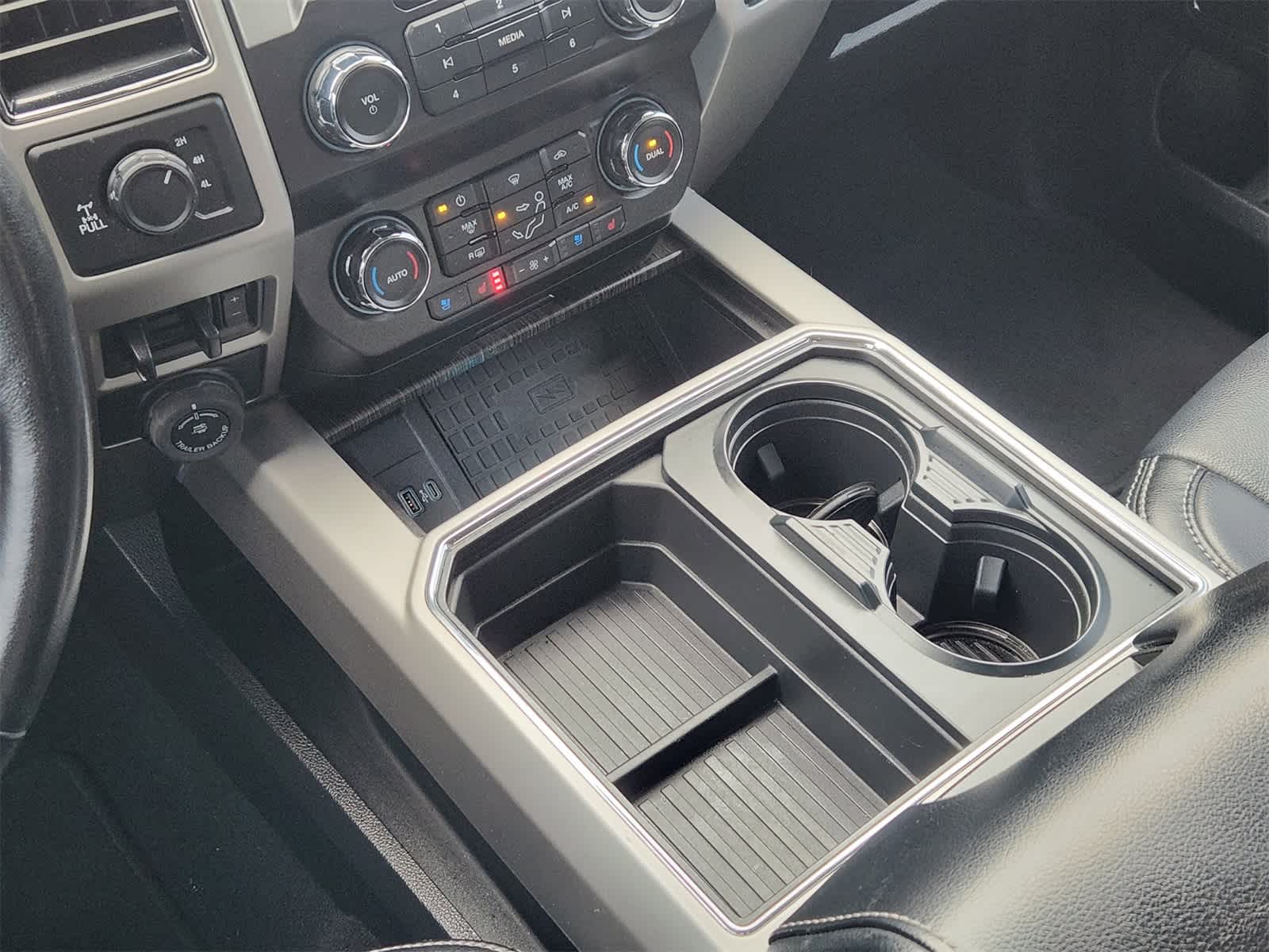 Thumbnail: 2021 Ford F-350 - 19