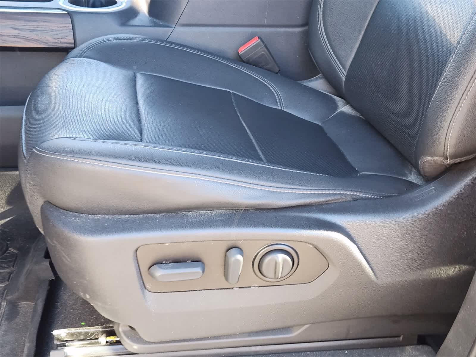 Thumbnail: 2021 GMC Sierra 1500 - 23