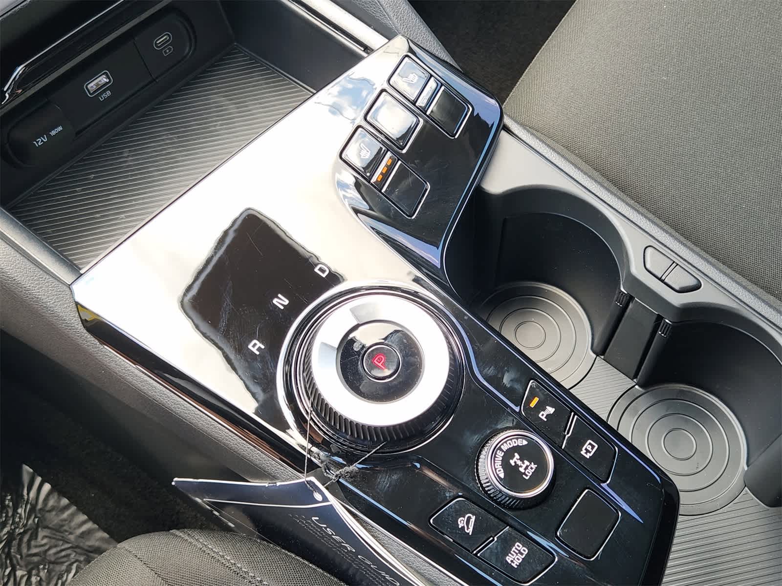 Thumbnail: 2025 Kia Sportage - 18