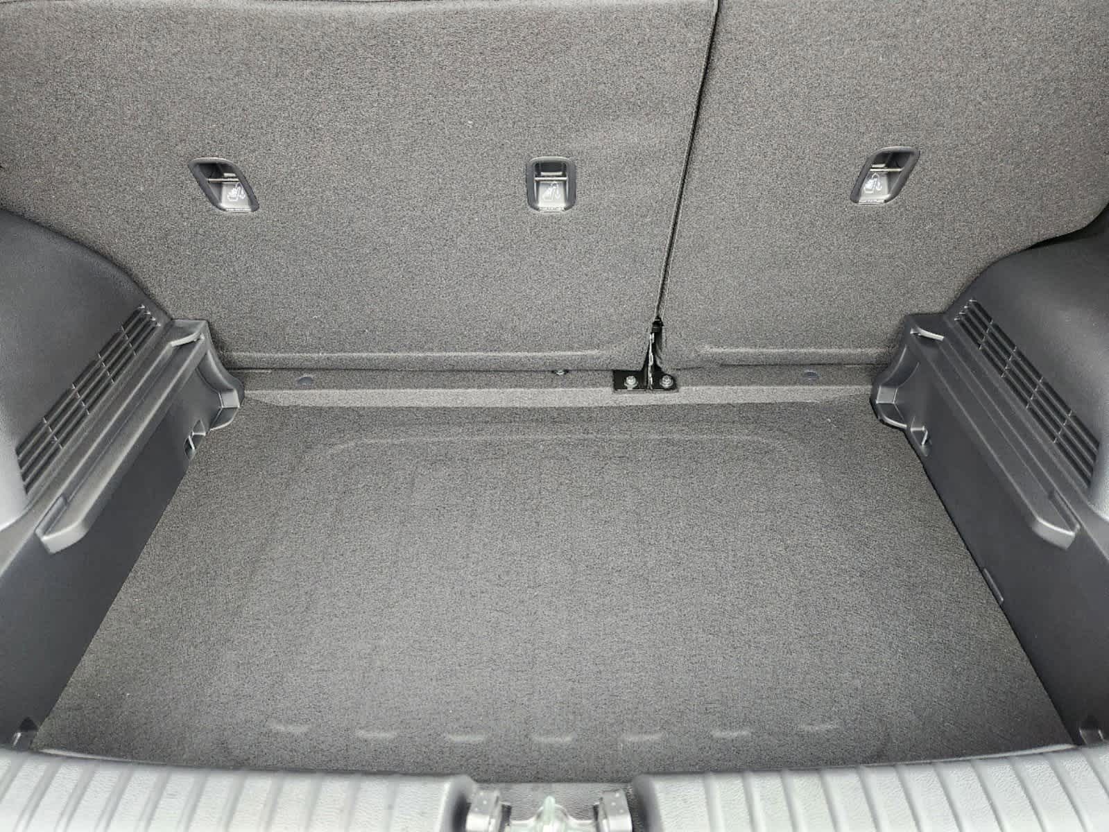 Thumbnail: 2025 Kia Soul - 25