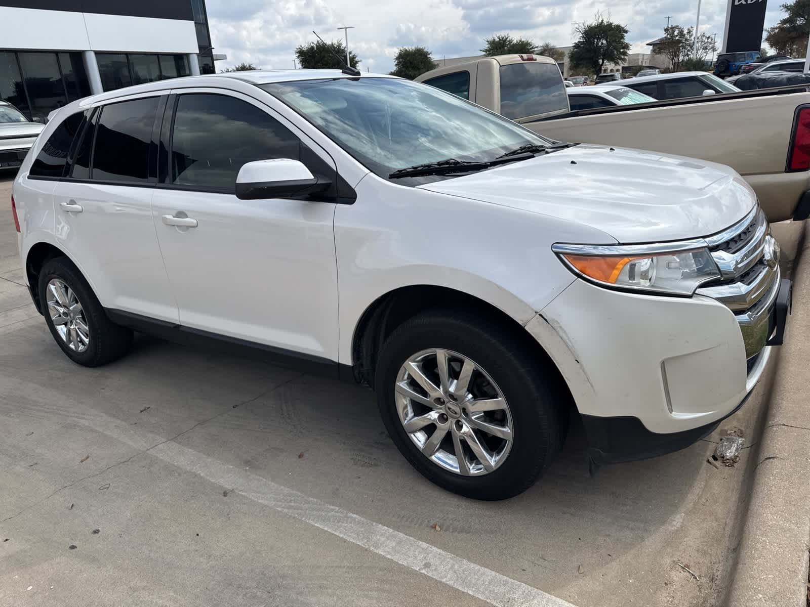 Thumbnail: 2013 Ford Edge - 2