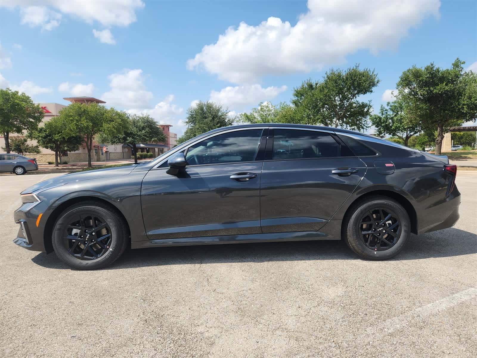 Thumbnail: 2026 Kia K5 - 3