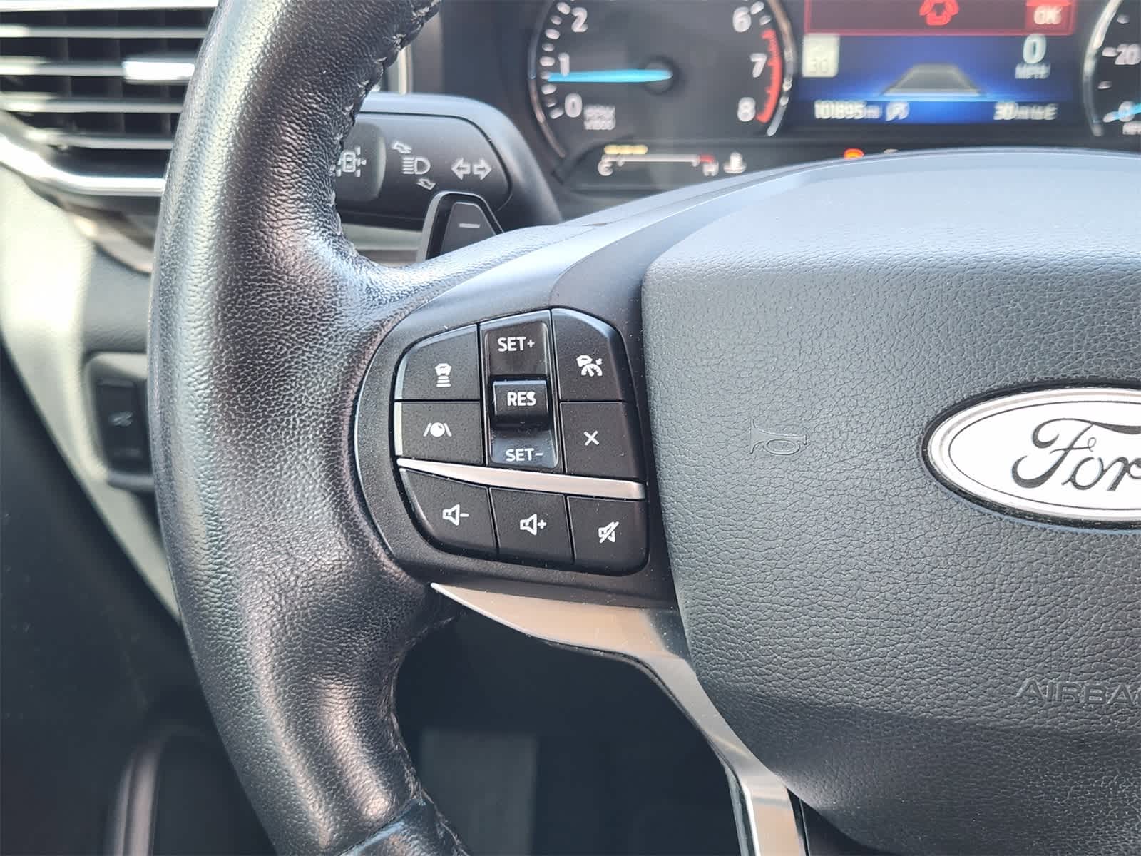 Thumbnail: 2020 Ford Explorer - 27