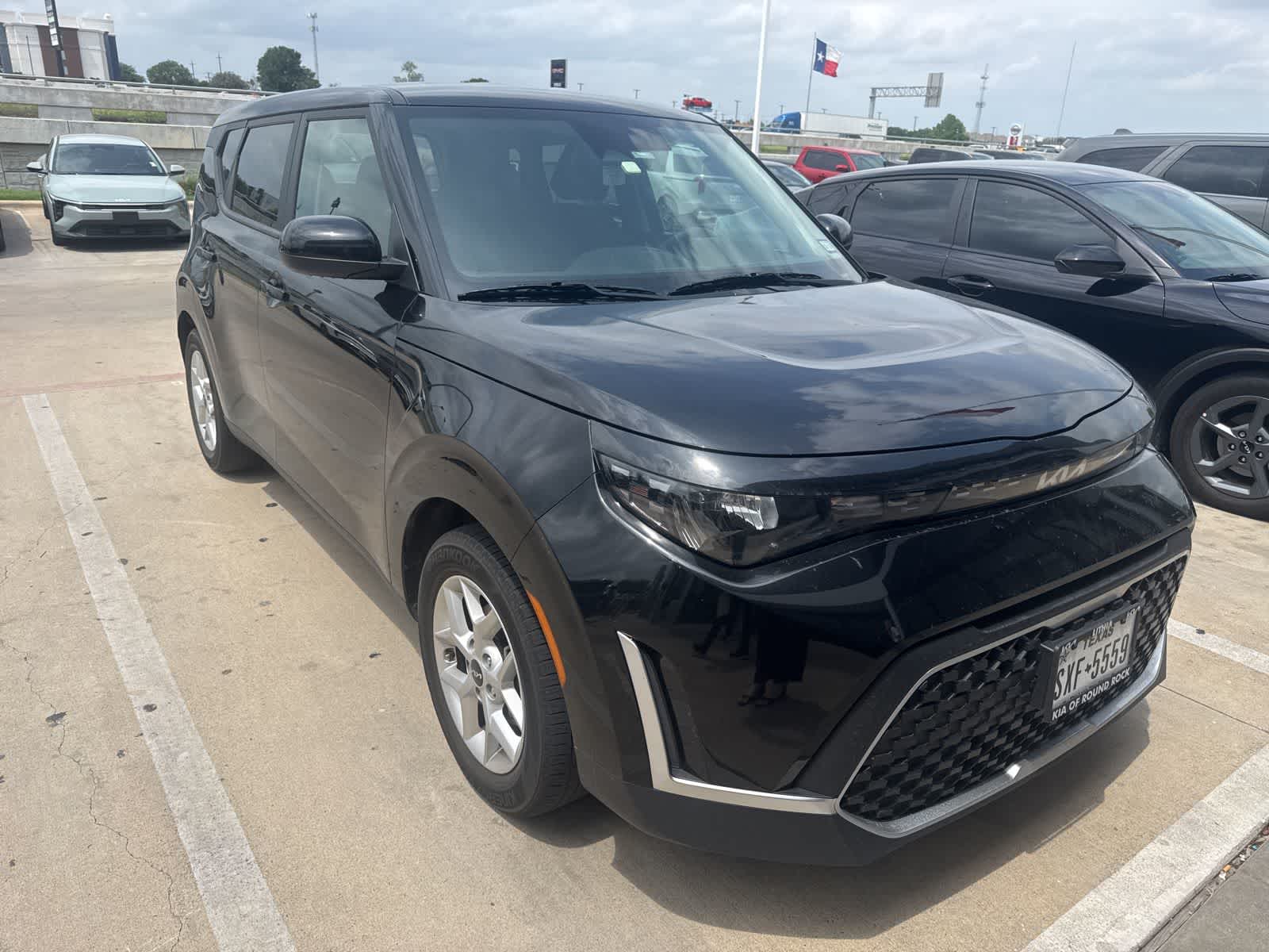 Thumbnail: 2023 Kia Soul - 4